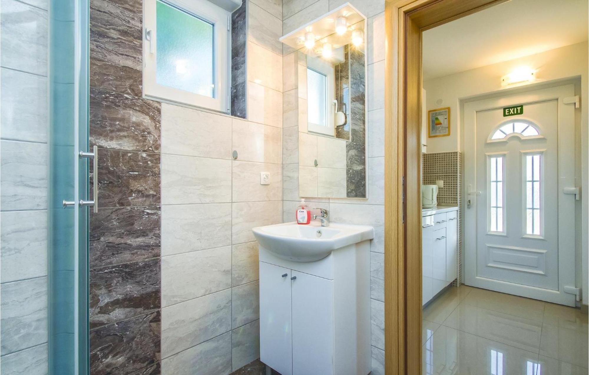 Nice Apartment In Mali Rat With Wifi Sumpetar Luaran gambar